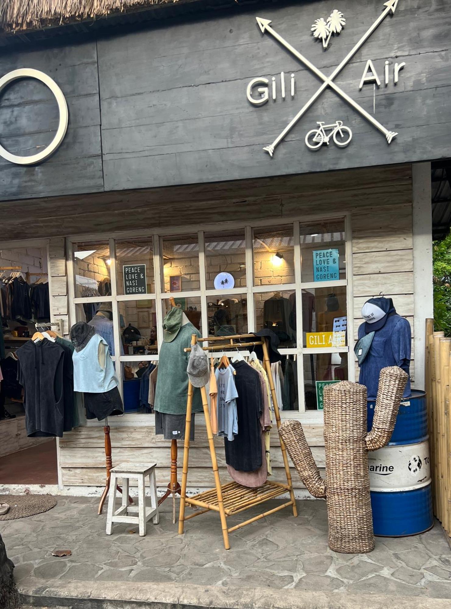 Villa Kayu 길리 아이르 외부 사진